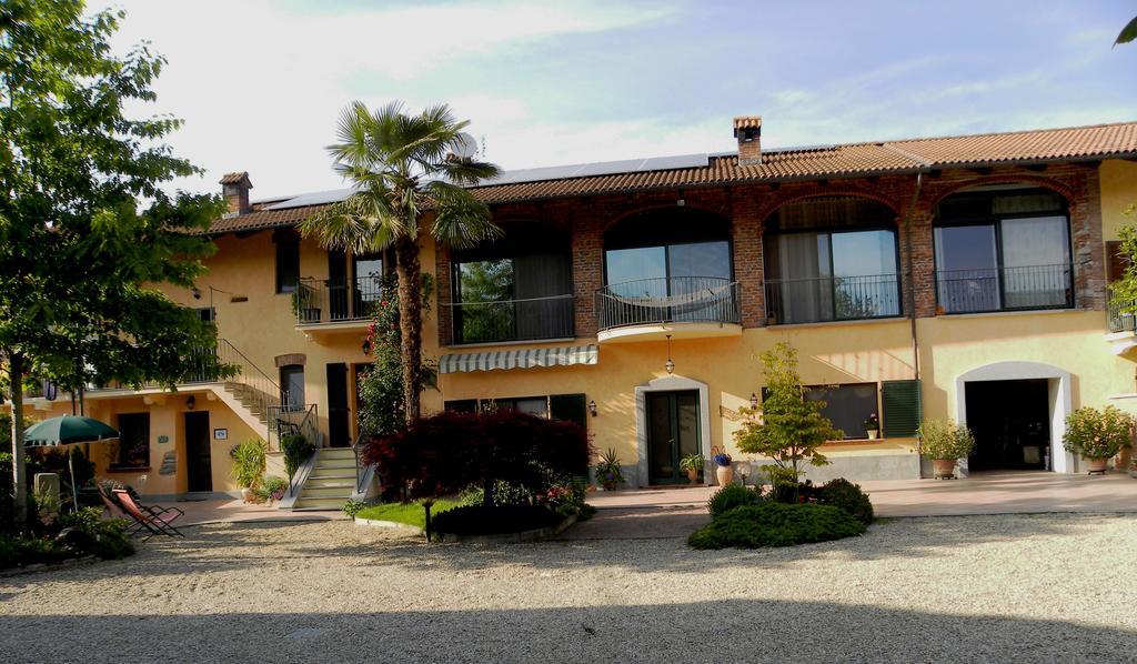Bed&Breakfast La Siepe Pinerolo Exteriör bild