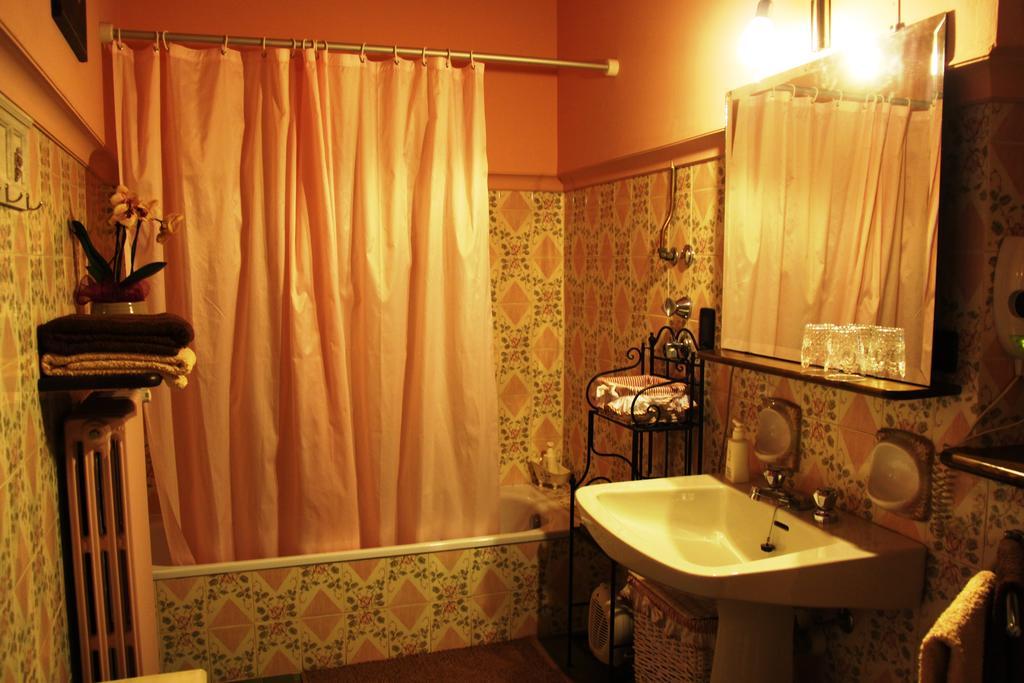 Bed&Breakfast La Siepe Pinerolo Rum bild